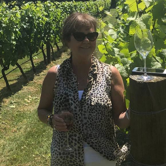 Meet your Posher, Lizanne - Picture 1 of 1